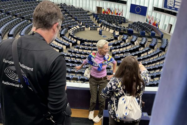 walk4future - EU Parlament in Straßburg im Plenarsaal